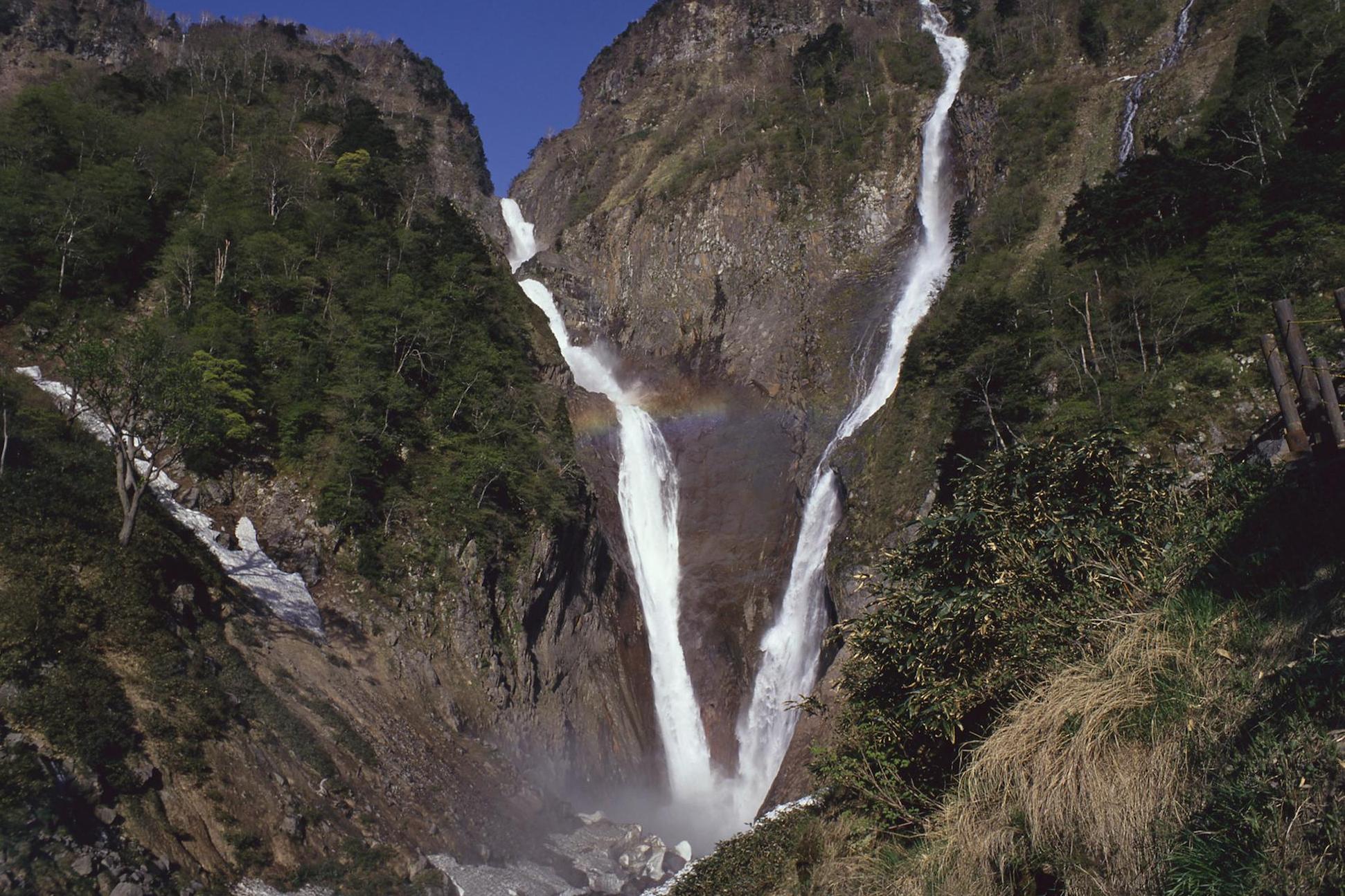 大地と信仰の歴史をめぐり、富山・立山を旅しよう