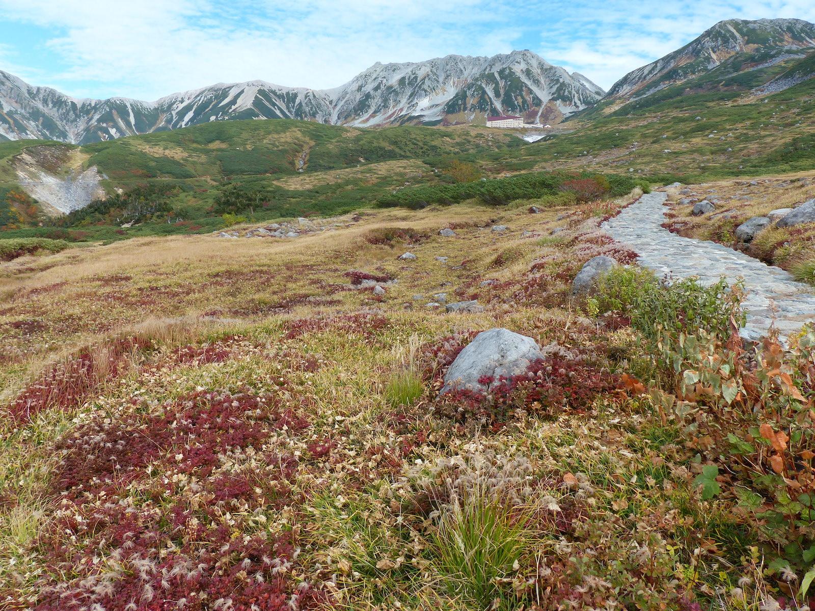 大地と信仰の歴史をめぐり、富山・立山を旅しよう